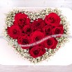 Мысли о тебе - композиция в виде сердца с красными розами 3
